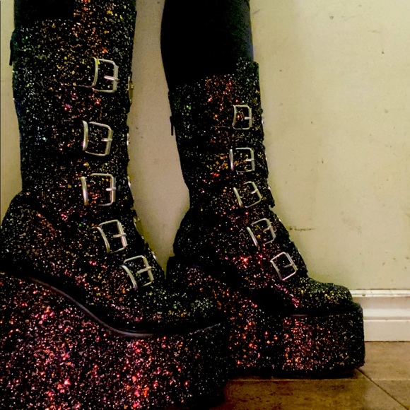 Demonia Swing 230-G size 7 - Picture 1 of 3